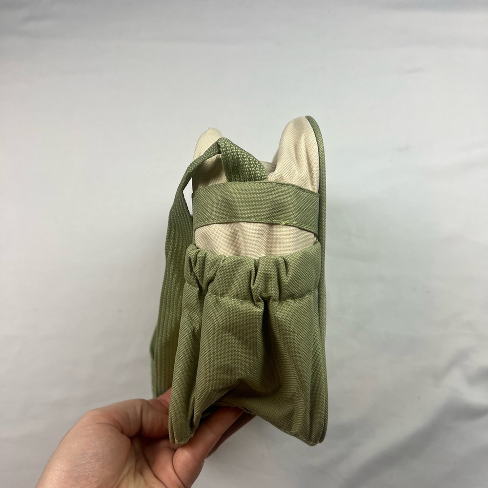 Winnie the Pooh Olive Green Crossbody Shoulder Bag - Picture 4 of 8
